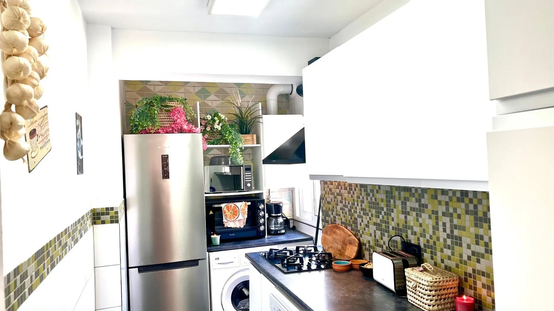 Aamazing Apartment ! On The Beach With Pool Close To Everything Mijas Spain
