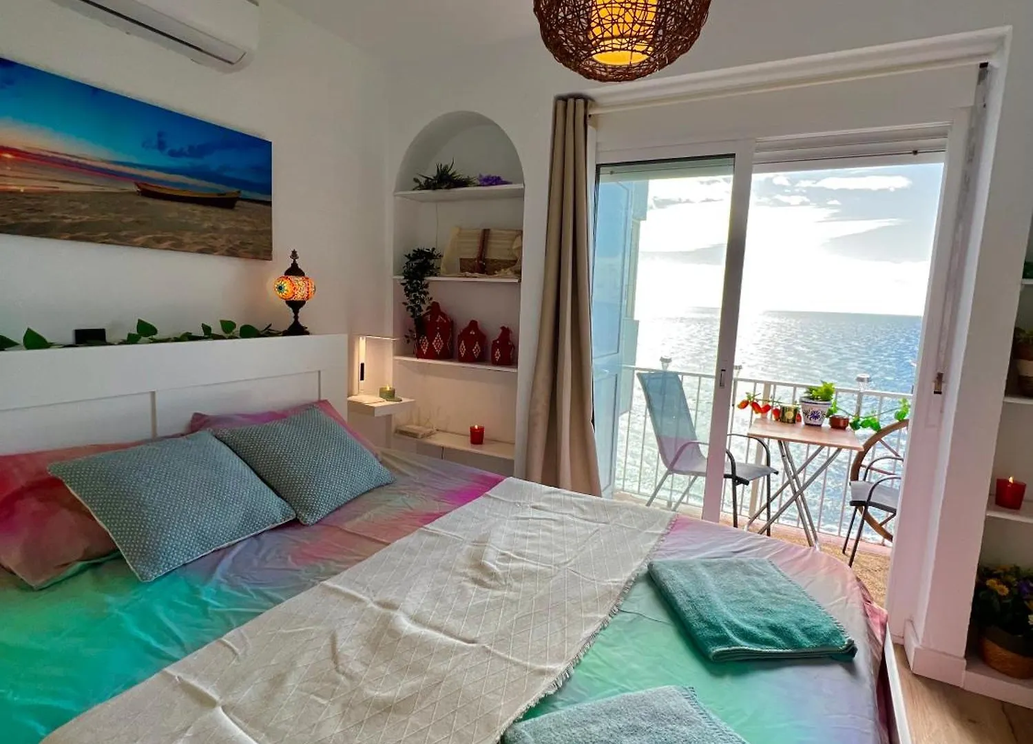 Aamazing Apartment ! On The Beach With Pool Close To Everything Mijas