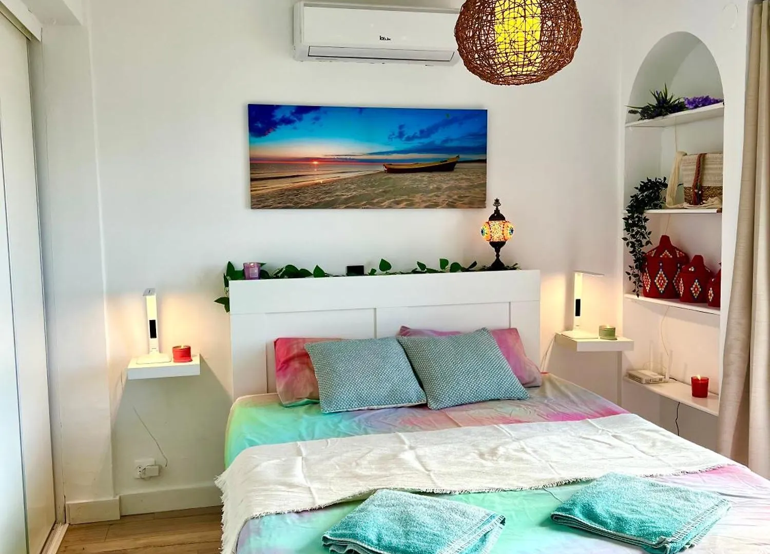 Aamazing Apartment ! On The Beach With Pool Close To Everything Mijas