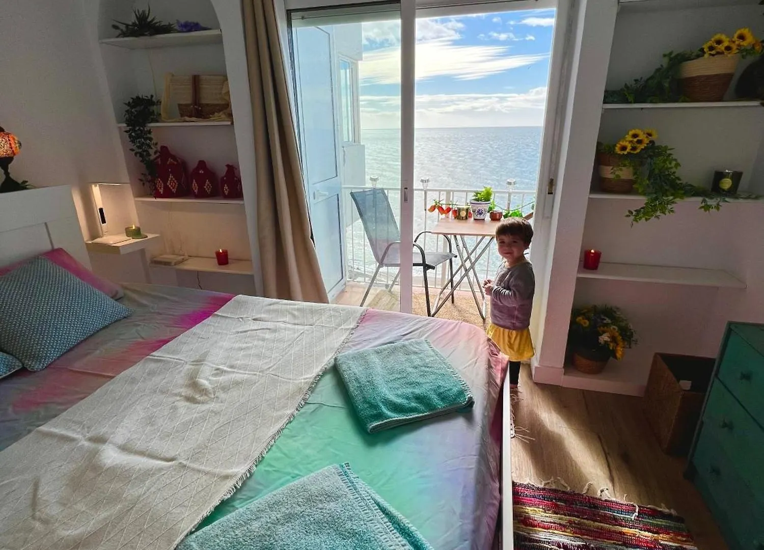 Aamazing Apartment ! On The Beach With Pool Close To Everything Mijas