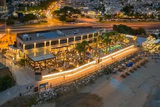 Aamazing Apartment ! On The Beach With Pool Close To Everything Mijas